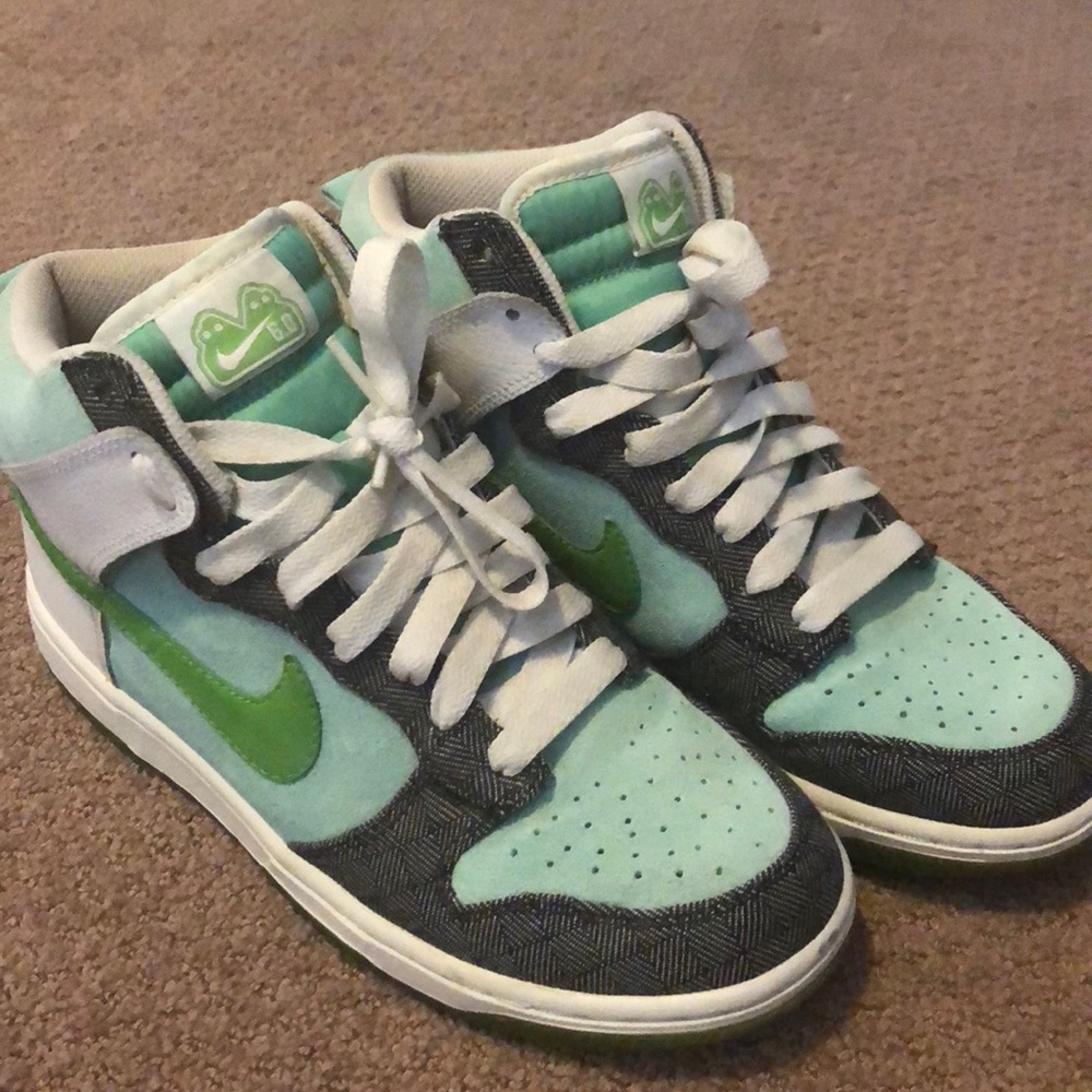 Women’s High Top Nike 6.0